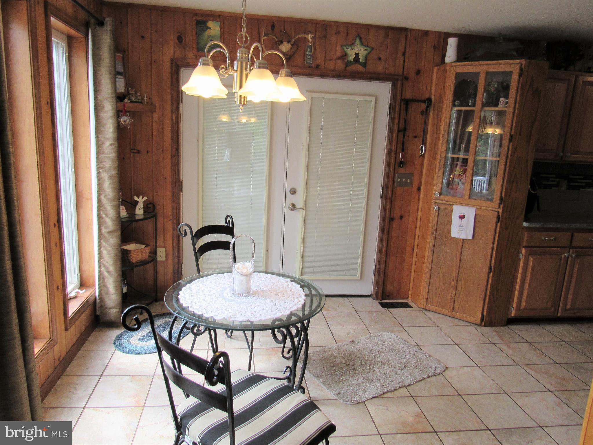 755 Ridgeway Road Birdsboro, PA 19508 - Photo 9 of 40 eat in kitchen