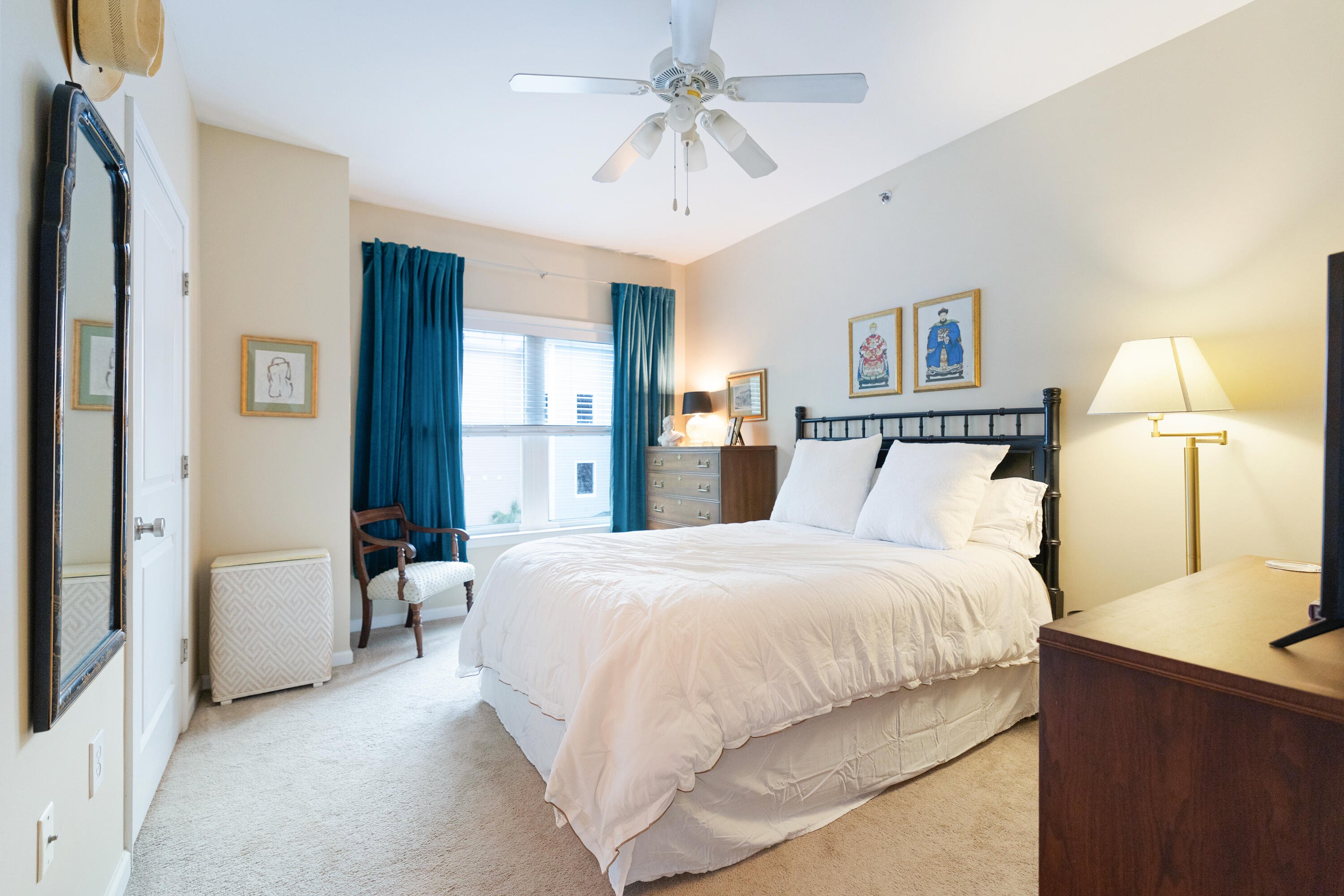 1755 Central Park Road, Unit 9107 Charleston, SC 29412 - Photo 15 of 32 Nice Spacious Primary Bedroom!