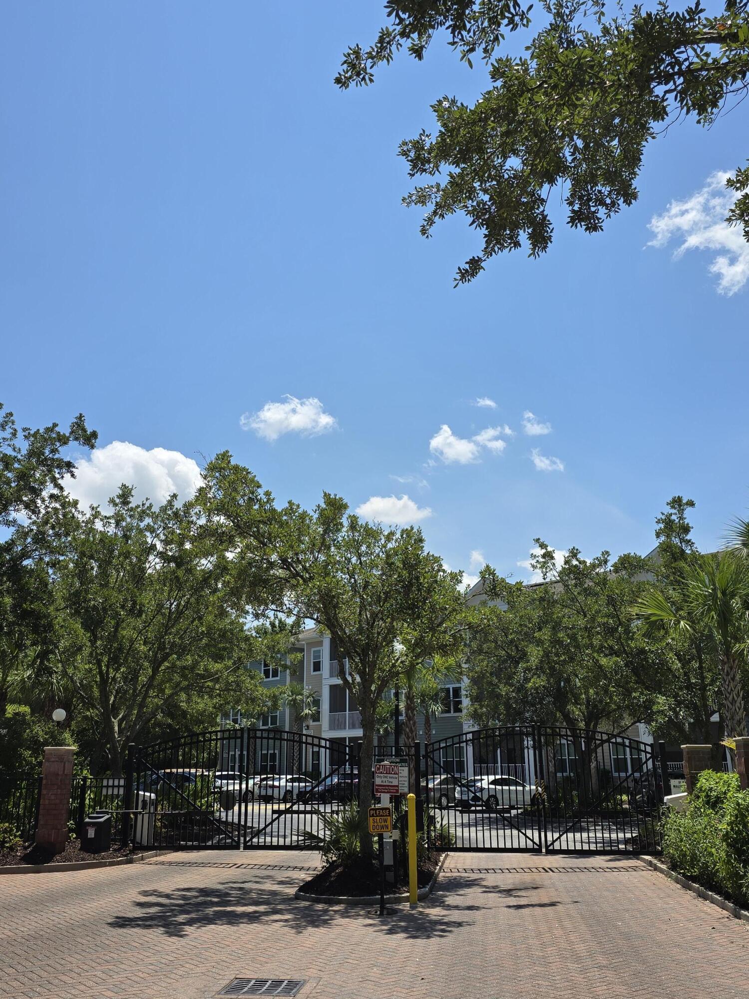 1755 Central Park Road, Unit 9107 Charleston, SC 29412 - Photo 25 of 41 Safe, Gated Community