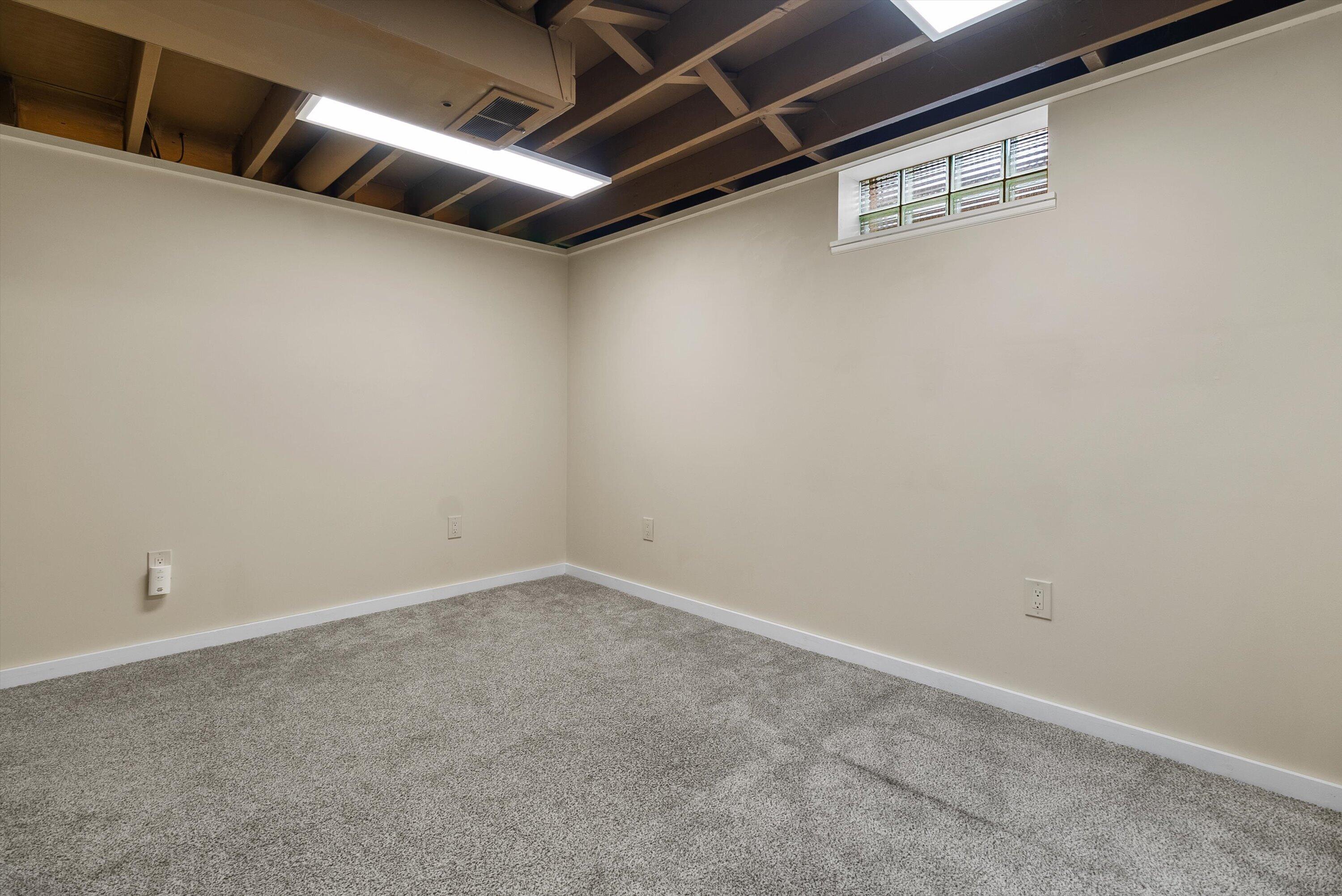 3801 Charles Street Racine, WI 53402 - Photo 20 of 28 27-E6A9410
