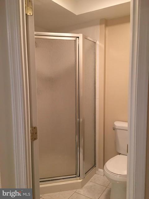 1440 Farmcrest Way Silver Spring, MD 20905 - Photo 14 of 19 Bath