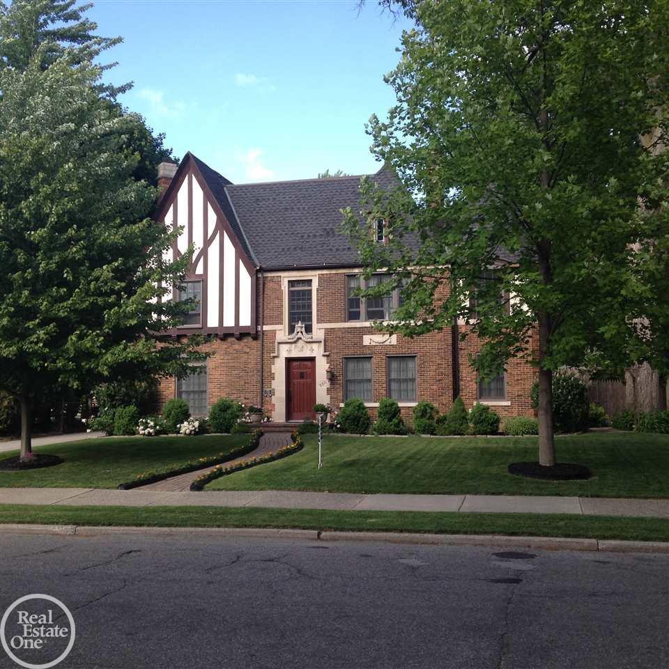 380 Neff Road Grosse Pointe, MI 48230 - Photo 1 of 39