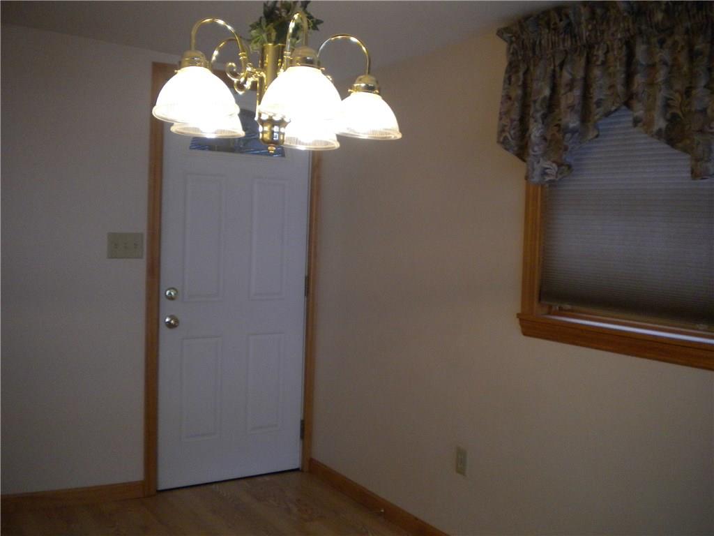 5256 Curry Road Baldwin, PA 15236 - Photo 4 of 21 Gallery Image 4