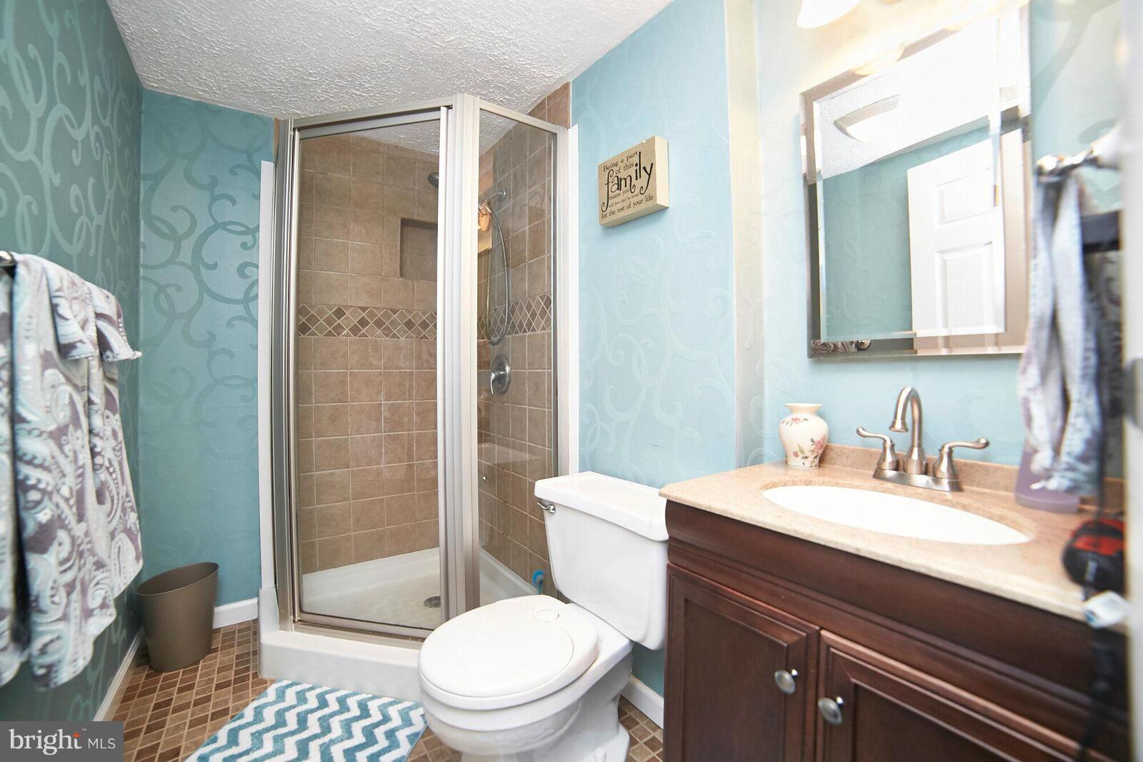 229 Antietam Road Baltimore, MD 21221 - Photo 10 of 21 Bath