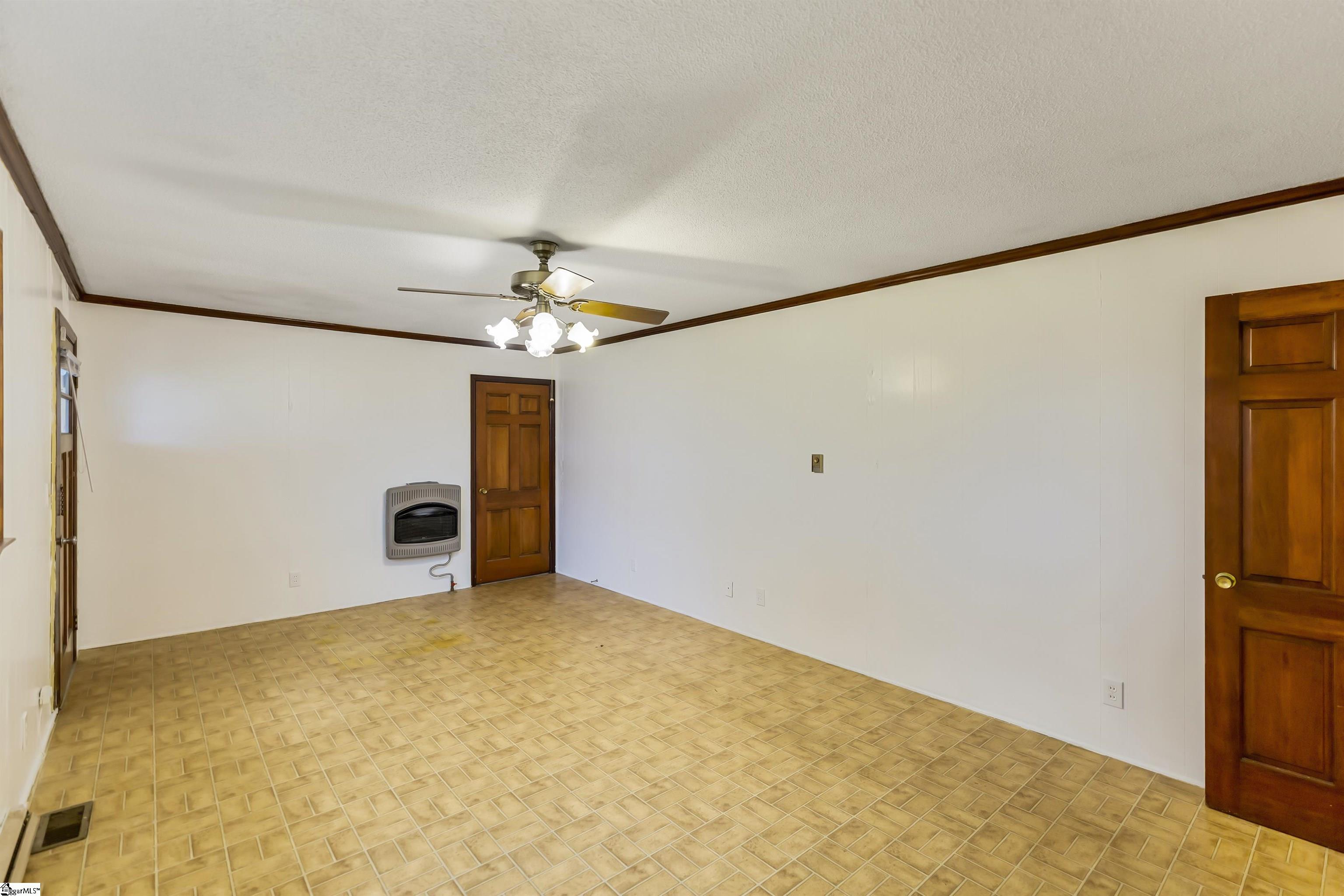 1303 Shady Grove Road Belton, SC 29627 - Photo 18 of 31