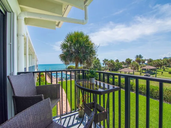 $3,000 | 4400 Florida A1A, Unit 11, Vero Beach, FL 32963