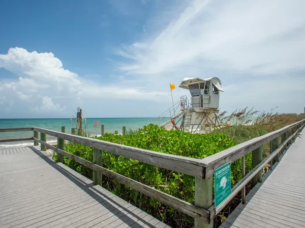 $3,000 | 4400 Florida A1A, Unit 11, Vero Beach, FL 32963