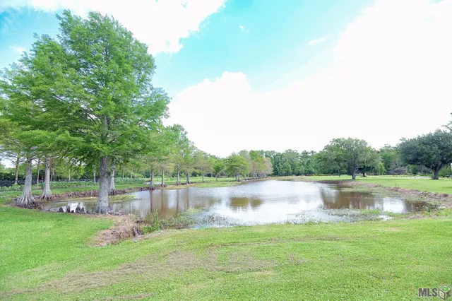 $750,000 | 113 Ouiski Bayou Drive, Houma, LA 70360