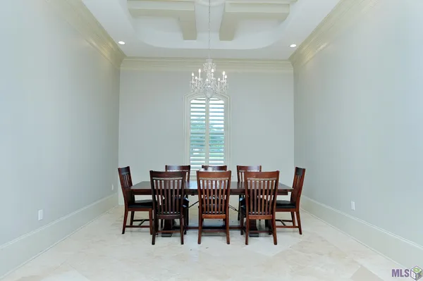$750,000 | 113 Ouiski Bayou Drive, Houma, LA 70360