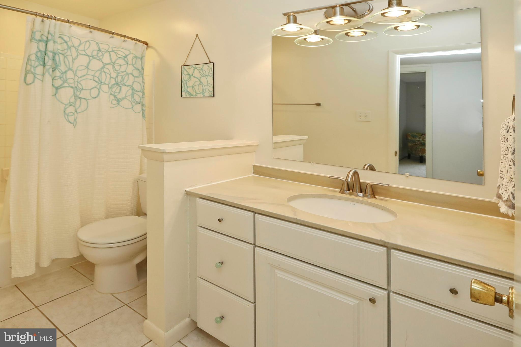 11218 South Shore Road Reston, VA 20190 - Photo 36 of 51 Gallery Image 36