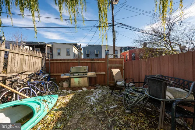 $200,000 | 243 Pear Street, Reading, PA 19601