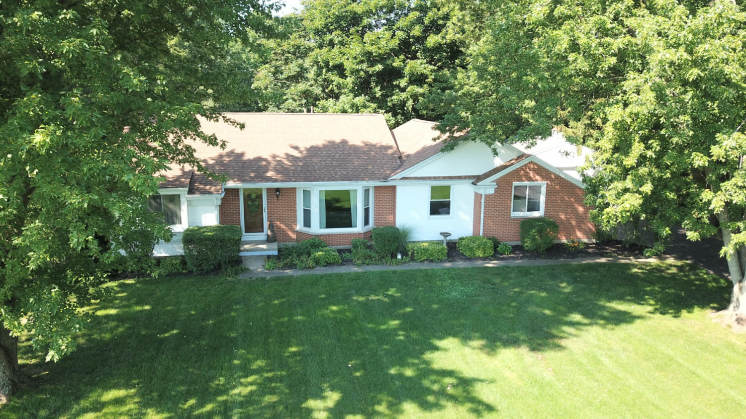 2295 Shrine Road Springfield, OH 45502 - Photo 3 of 58