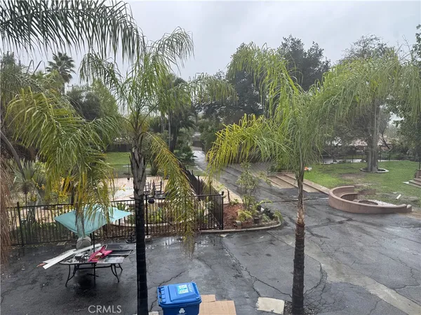 $6,000 | 9859 Foothill Boulevard, Unit 9857, Lakeview Terrace, CA 91342