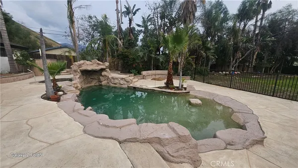 $6,000 | 9859 Foothill Boulevard, Unit 9857, Lakeview Terrace, CA 91342