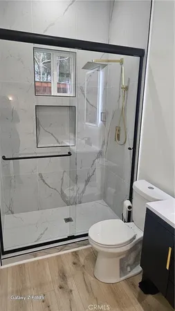 $6,000 | 9859 Foothill Boulevard, Unit 9857, Lakeview Terrace, CA 91342