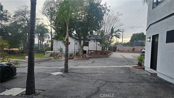 $6,000 | 9859 Foothill Boulevard, Unit 9857, Lakeview Terrace, CA 91342