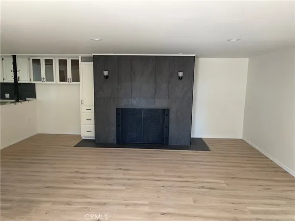 $6,000 | 9859 Foothill Boulevard, Unit 9857, Lakeview Terrace, CA 91342