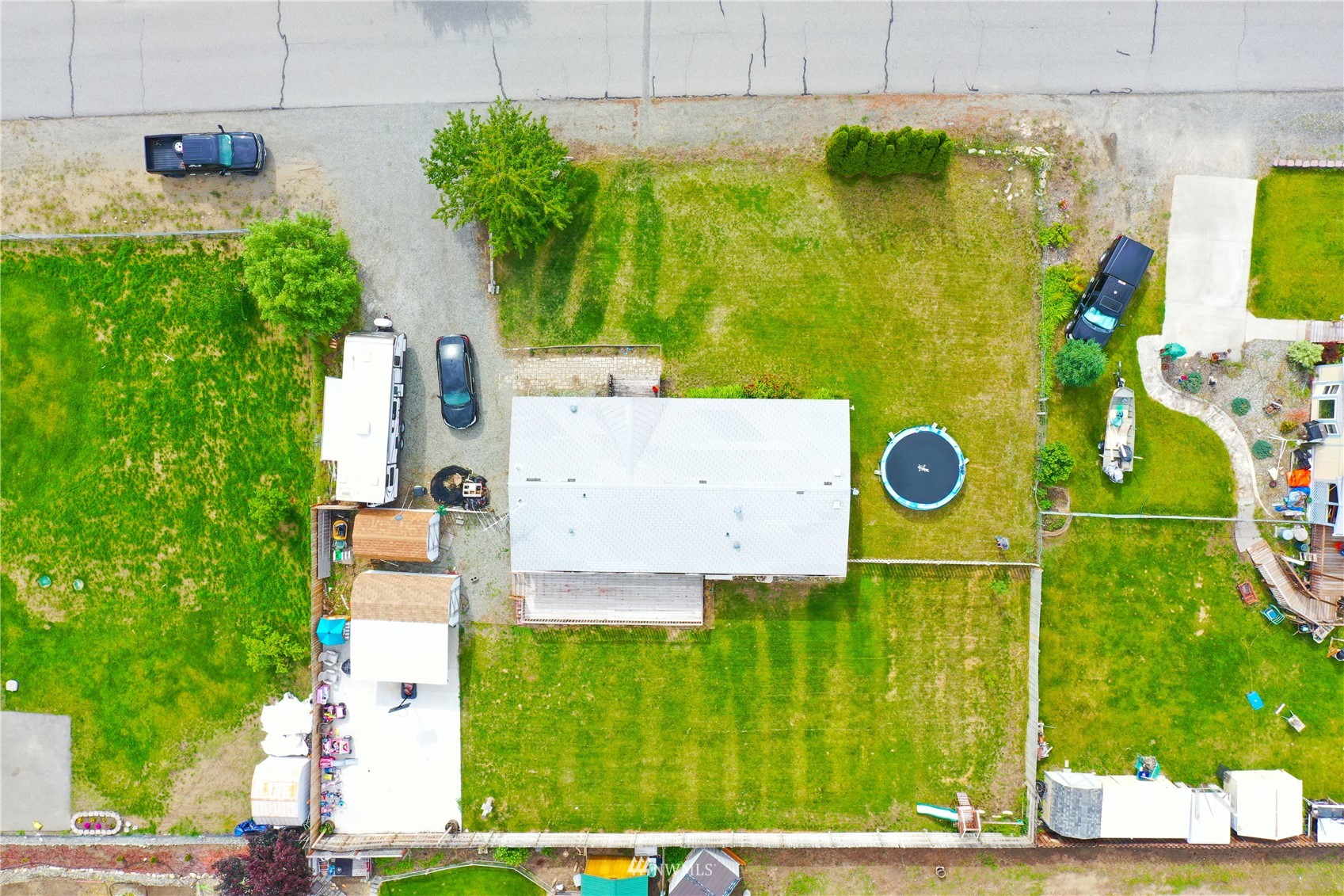8 Country Vue Road Omak, WA 98841 - Photo 32 of 32 a view of outdoor space with a sign broad