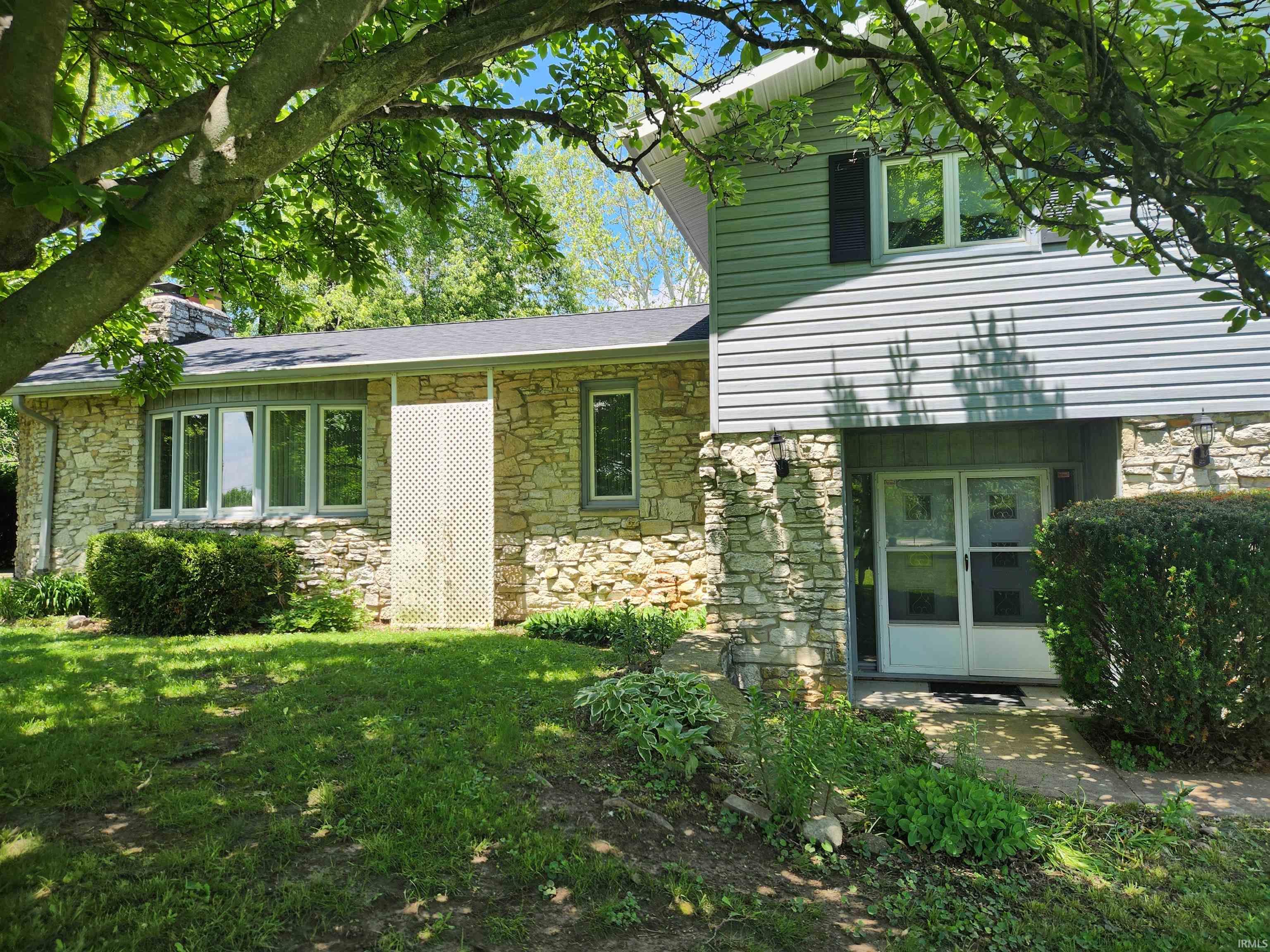7300 West Nixon Road Yorktown, IN 47396 - Photo 2 of 38
