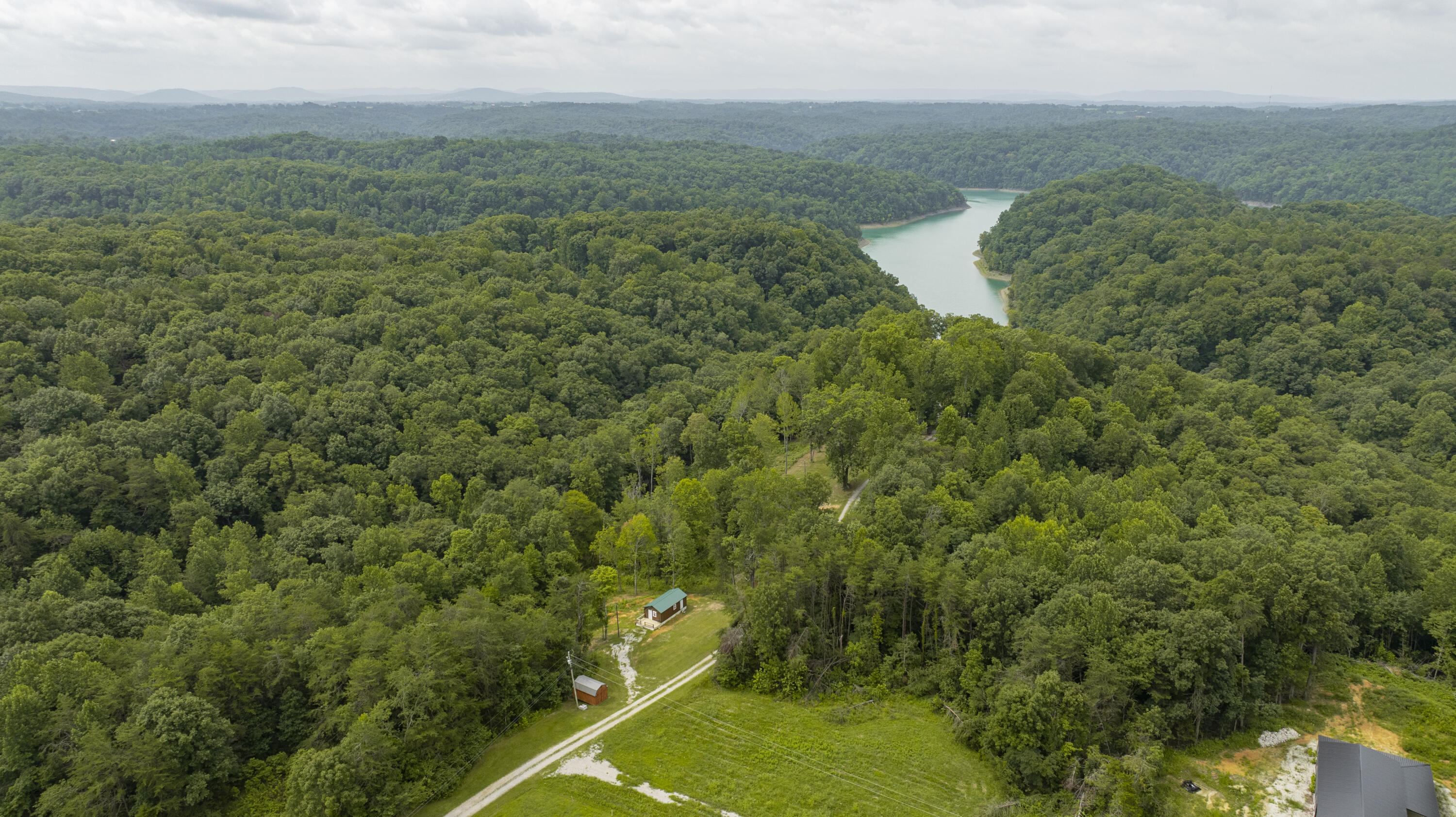 439 Lakepoint View Road Monticello, KY 42633 - Photo 1 of 28 Lakeview View rd-3
