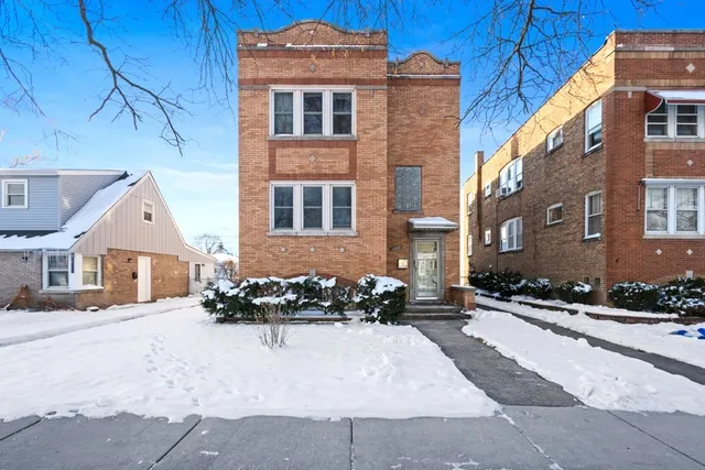 $437,900 | 4222 Prescott Avenue, Lyons, IL 60534