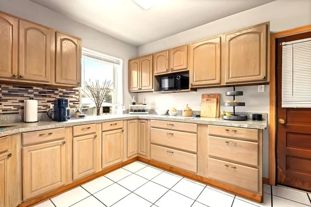 $437,900 | 4222 Prescott Avenue, Lyons, IL 60534