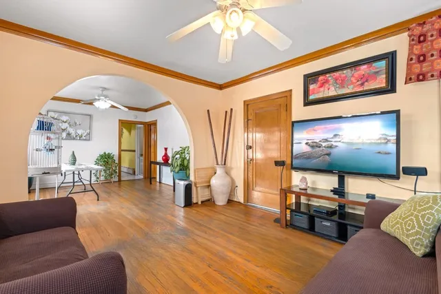 $437,900 | 4222 Prescott Avenue, Lyons, IL 60534