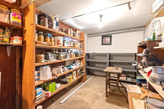 $437,900 | 4222 Prescott Avenue, Lyons, IL 60534