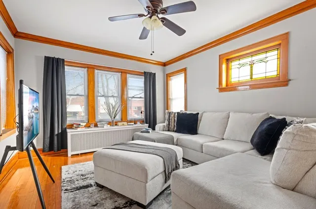 $437,900 | 4222 Prescott Avenue, Lyons, IL 60534