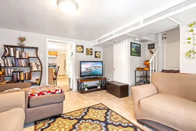 $437,900 | 4222 Prescott Avenue, Lyons, IL 60534