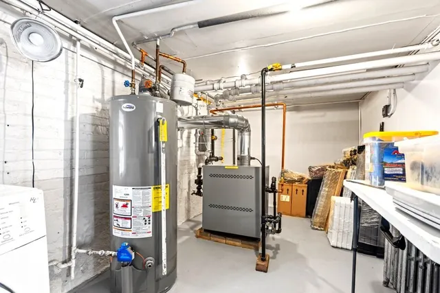 $437,900 | 4222 Prescott Avenue, Lyons, IL 60534