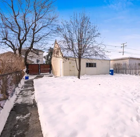 $437,900 | 4222 Prescott Avenue, Lyons, IL 60534