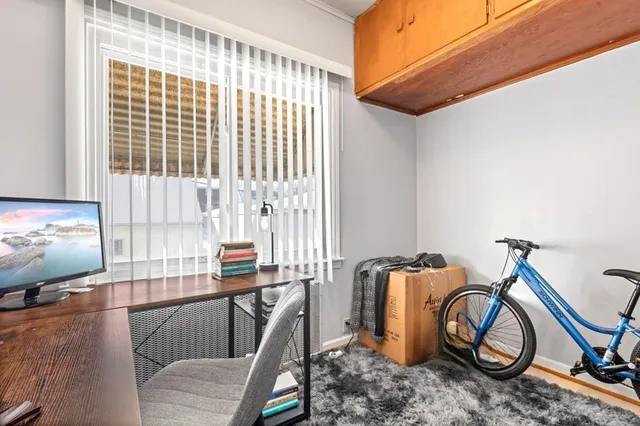 $437,900 | 4222 Prescott Avenue, Lyons, IL 60534