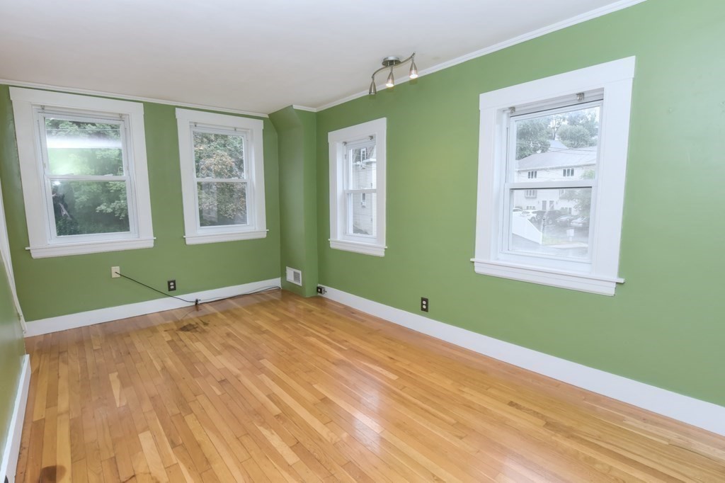 62 Wright Street Stoneham, MA 02180 - Photo 22 of 39