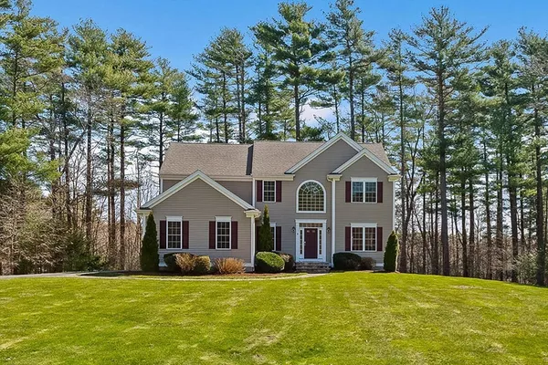 $874,900 | 9 Chrisjenn Brooke Lane, Lakeville, MA 02347