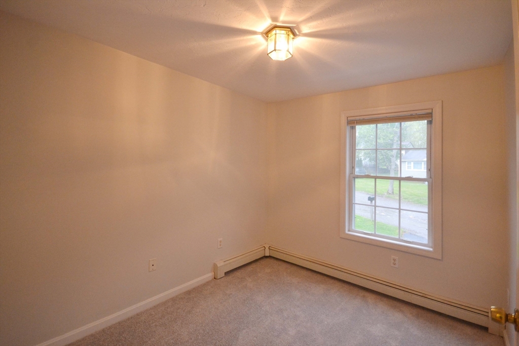 11 Simone Street Worcester, MA 01604 - Photo 25 of 33 Gallery Image 25