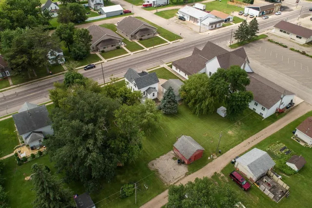 $158,000 | 218 East Main Street, Cyrus, MN 56323