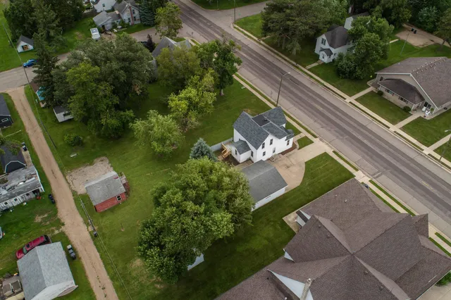 $149,900 | 218 East Main Street, Cyrus, MN 56323