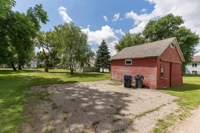 $149,900 | 218 East Main Street, Cyrus, MN 56323