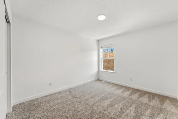 $372,796 | 186 HUNTINGTON Drive, Waconia, MN 55387