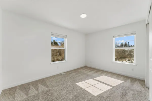 $372,796 | 186 HUNTINGTON Drive, Waconia, MN 55387