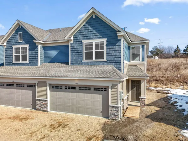 $372,796 | 186 HUNTINGTON Drive, Waconia, MN 55387
