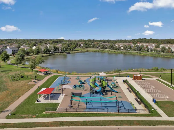 $372,796 | 186 HUNTINGTON Drive, Waconia, MN 55387