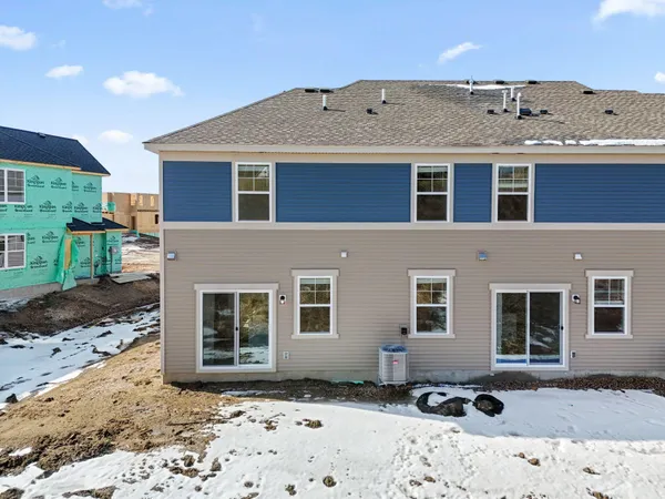 $372,796 | 186 HUNTINGTON Drive, Waconia, MN 55387