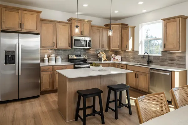 $589,990 | 1061 Annagaire Curve, Rosemount, MN 55068
