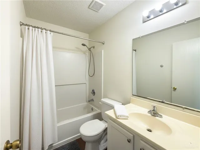 $229,500 | 1916 Azalea Street, Mission, TX 78573