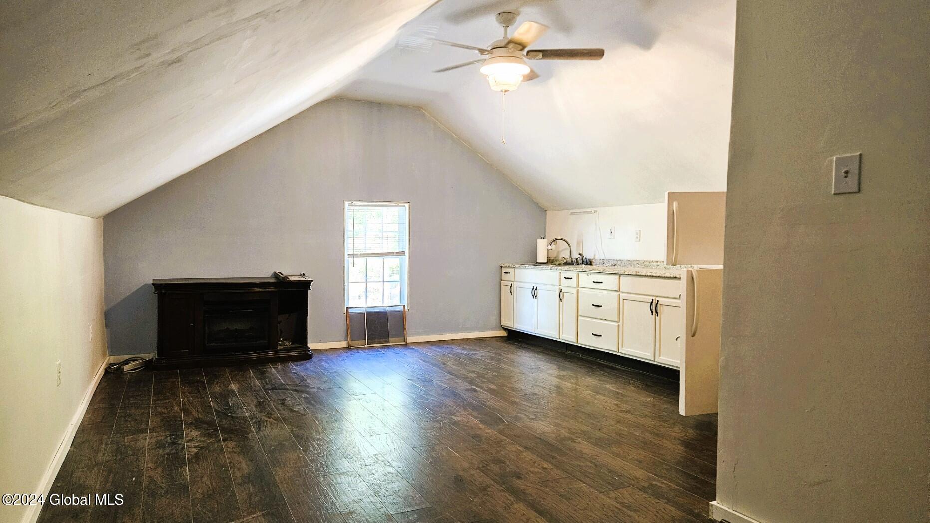 196 Progress Road Gloversville, NY 12078 - Photo 17 of 71 u1