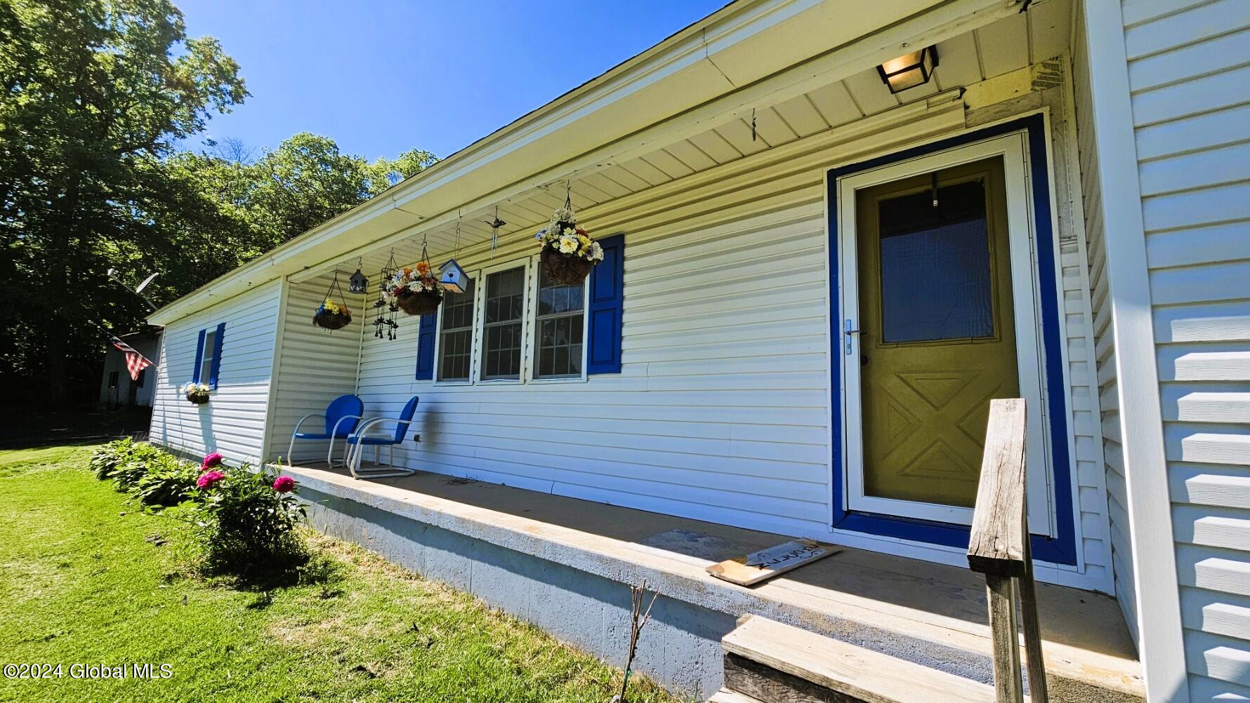 196 Progress Road Gloversville, NY 12078 - Photo 4 of 71 20240529_161146