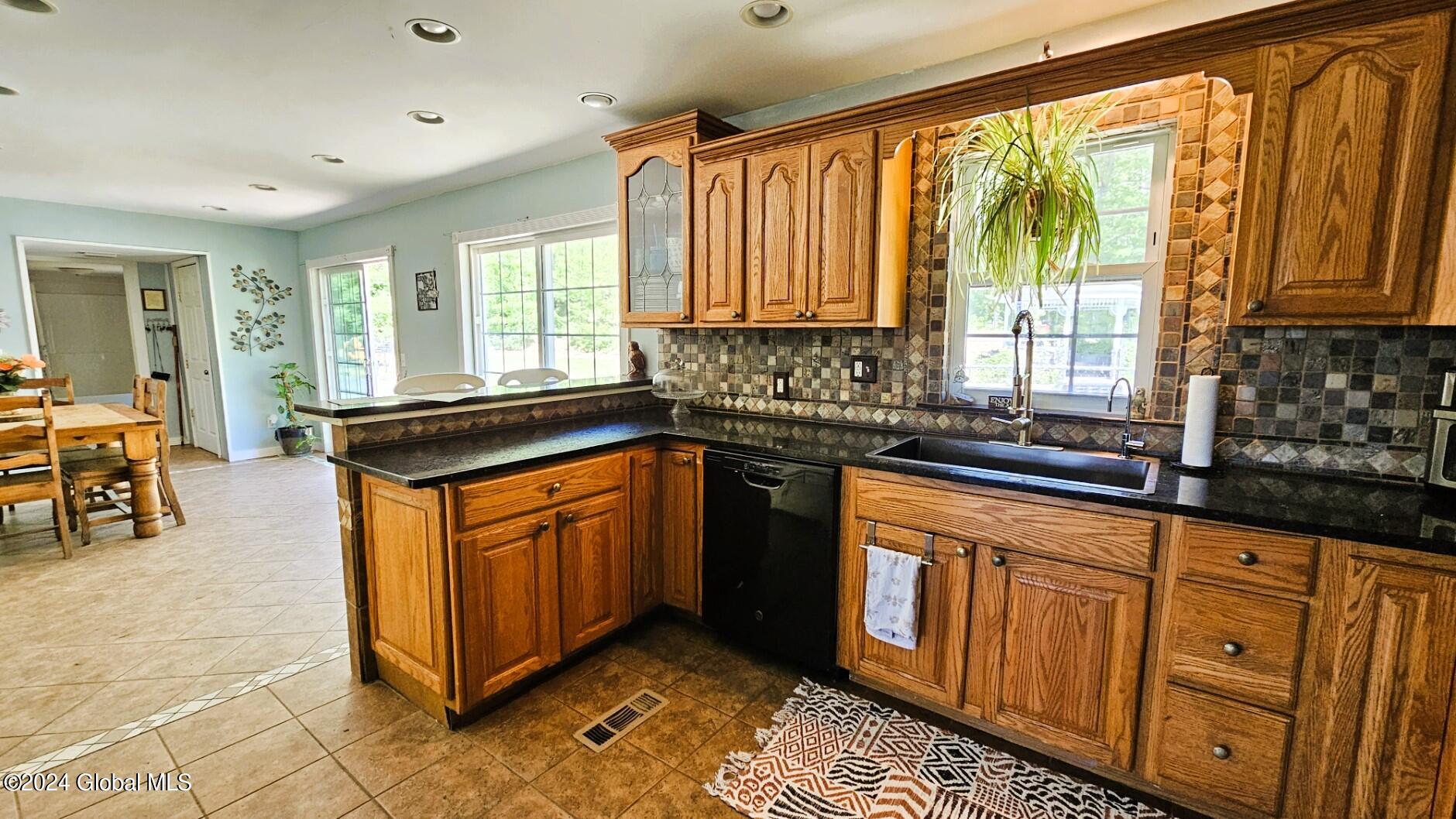 196 Progress Road Gloversville, NY 12078 - Photo 6 of 71 k3