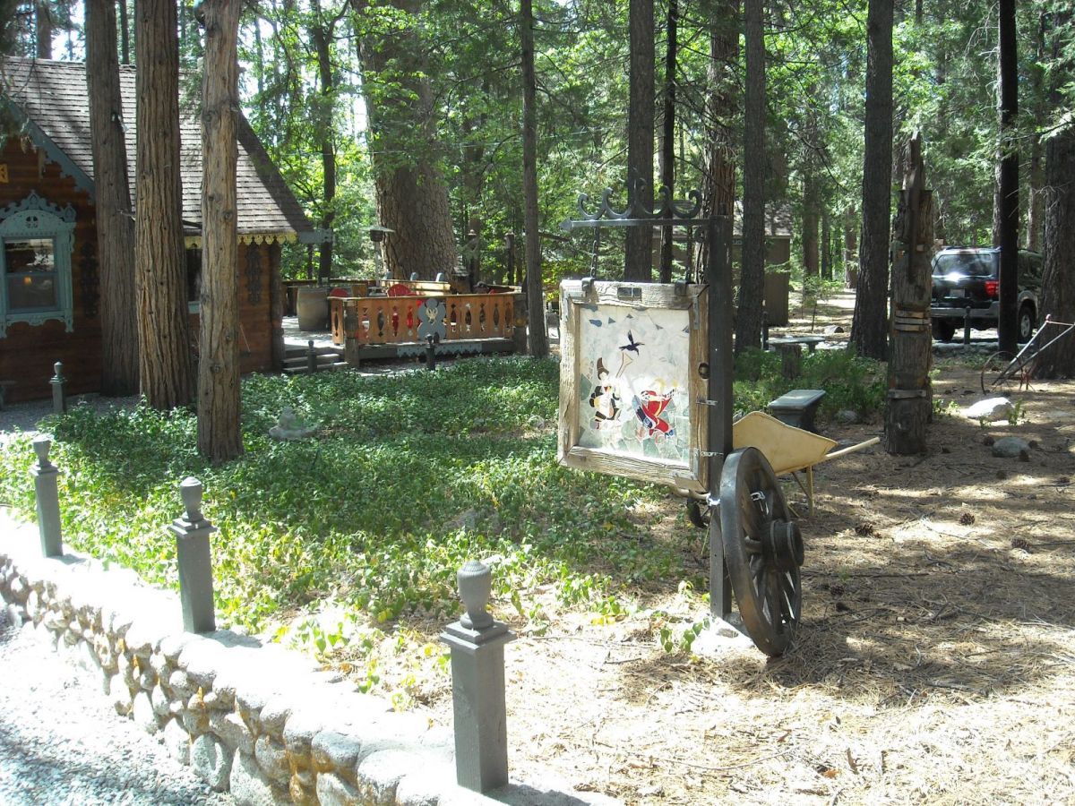 27235 Saunders Meadow Road Idyllwild, CA 92549 - Photo 4 of 31 a view of a park with large trees